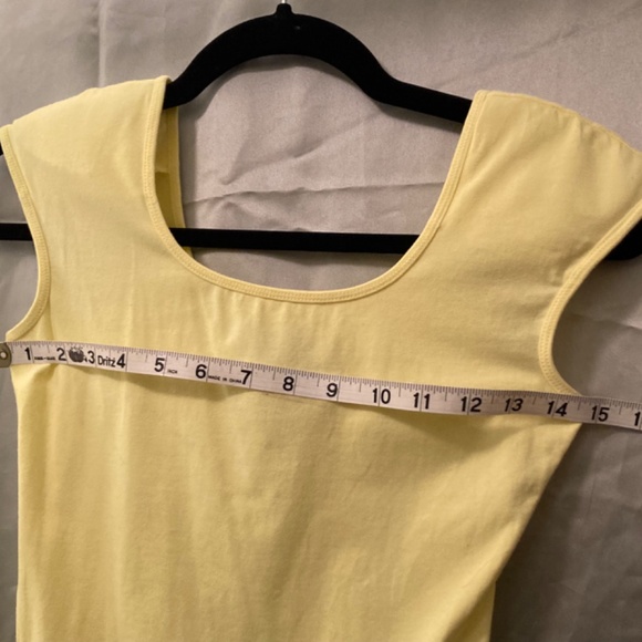 UnderCover Agent by Kathleen Kirkwood Lemon Yellow Camisole Top Shoulder Pads XS - Picture 5 of 6